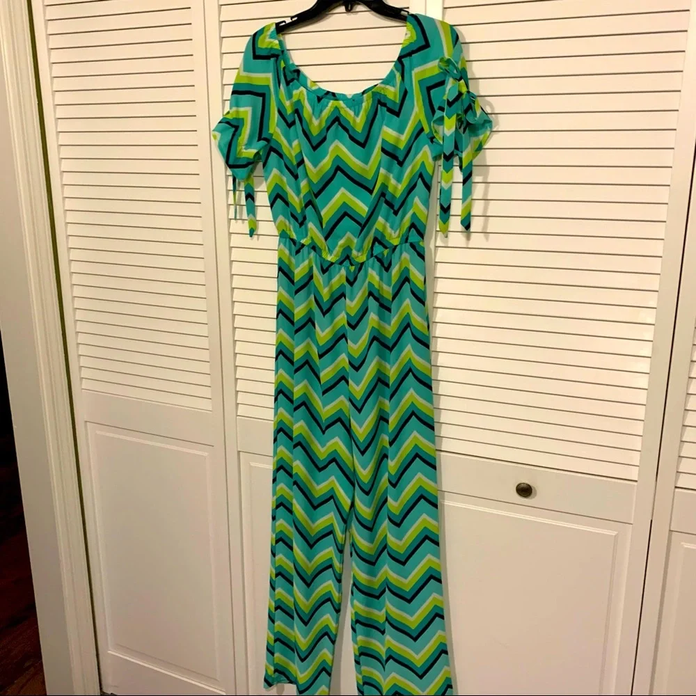 Patterned jumpsuit - Picture 1 of 4